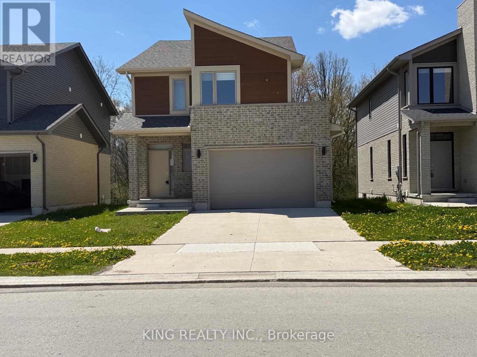 LOWER - 2004 EVANS BOULEVARD, London South, Ontario