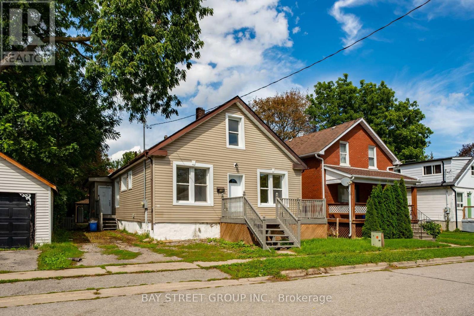 116 SUMMER STREET, Oshawa, Ontario