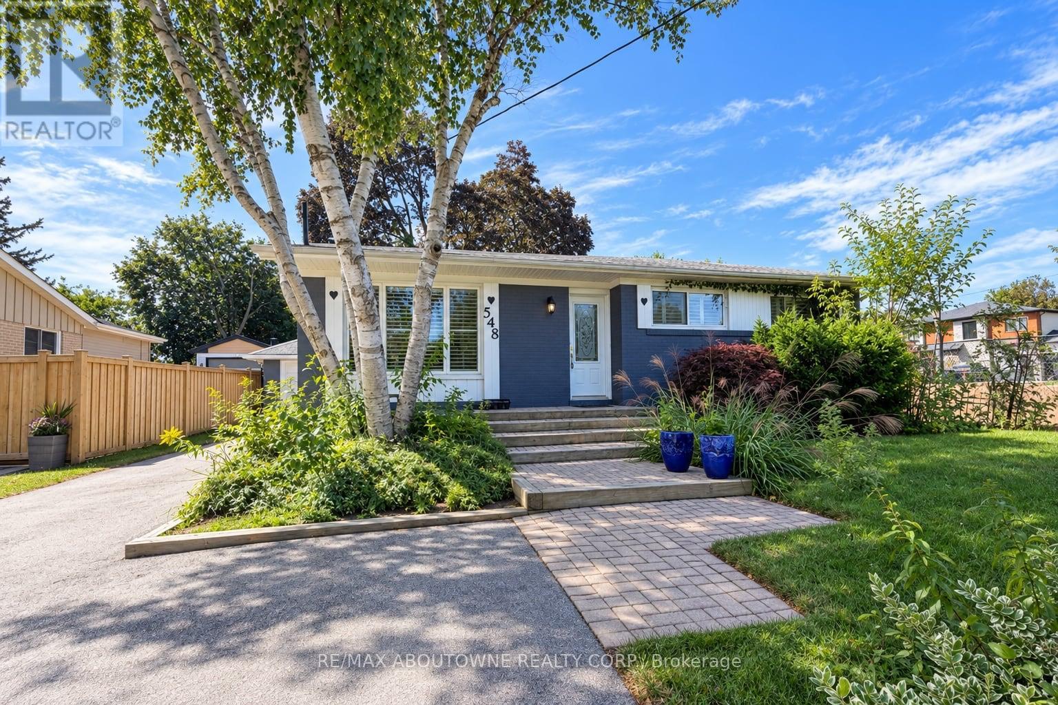 548 SANDBROOK ROAD, oakville (wo west), Ontario