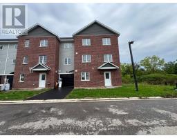 (MAIN) - 99 HIGHRIVER TRAIL, Welland, Ontario