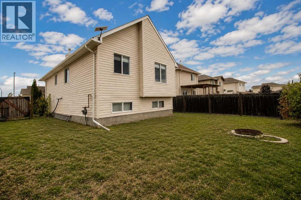 8005 Westpointe Drive, Grande Prairie, Alberta  T8V 1B4 - Photo 21 - A2341498