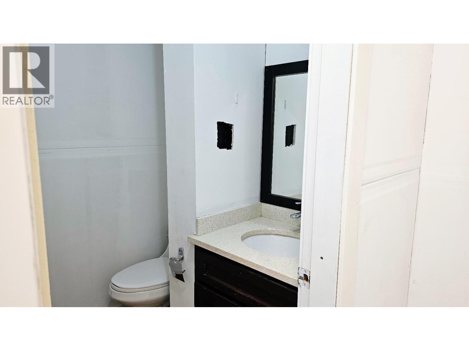 6585 Victoria Drive, Vancouver, British Columbia  V5P 3X8 - Photo 14 - C8081817