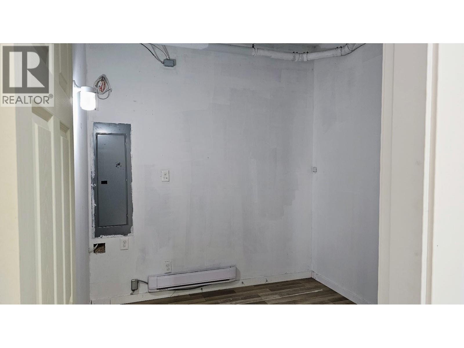 6585 Victoria Drive, Vancouver, British Columbia  V5P 3X8 - Photo 11 - C8081817