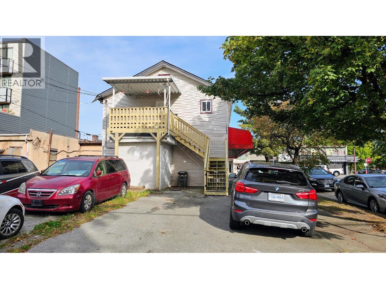 6585 Victoria Drive, Vancouver, British Columbia  V5P 3X8 - Photo 5 - C8081817