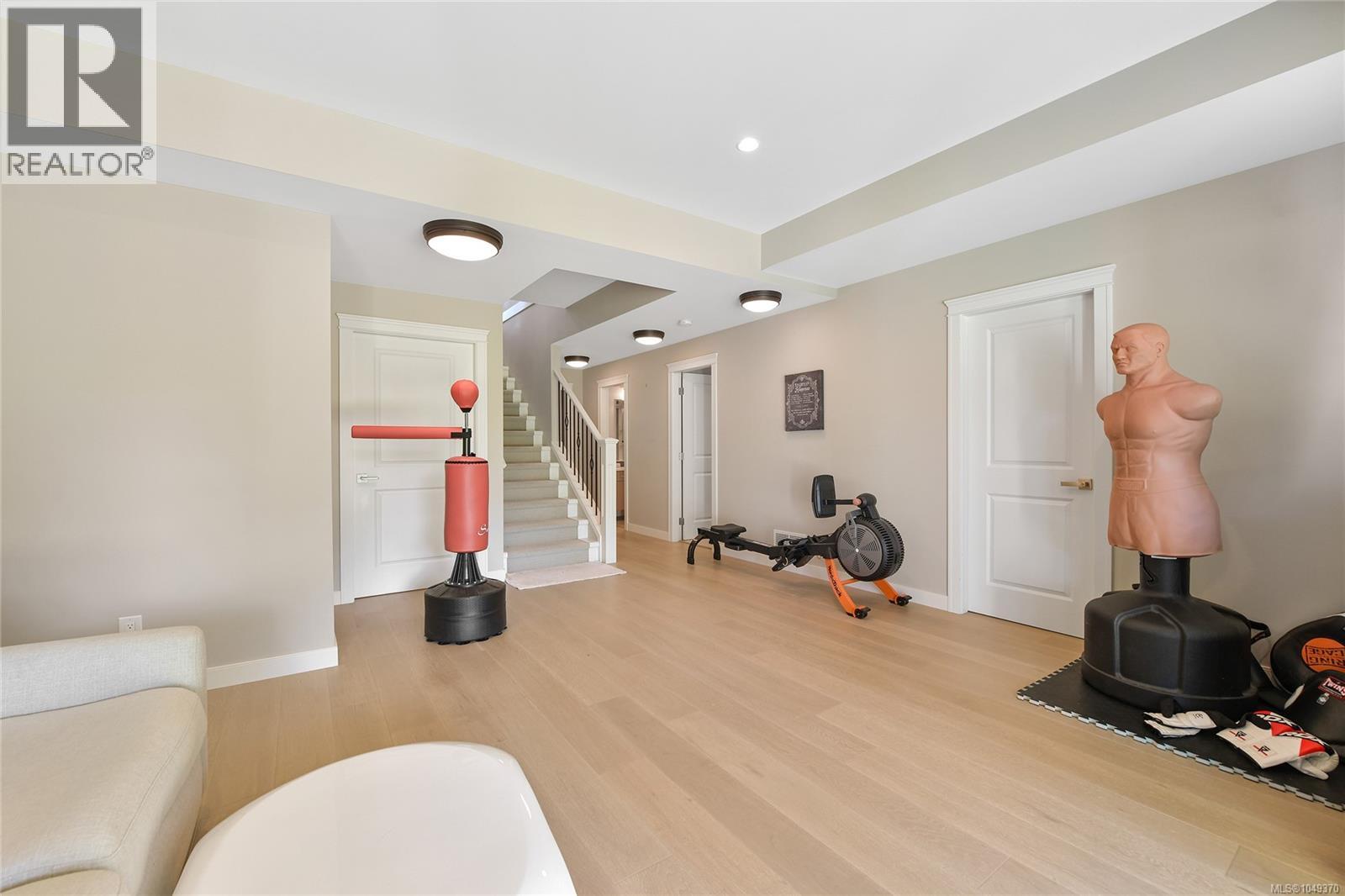 2136 Champions Way