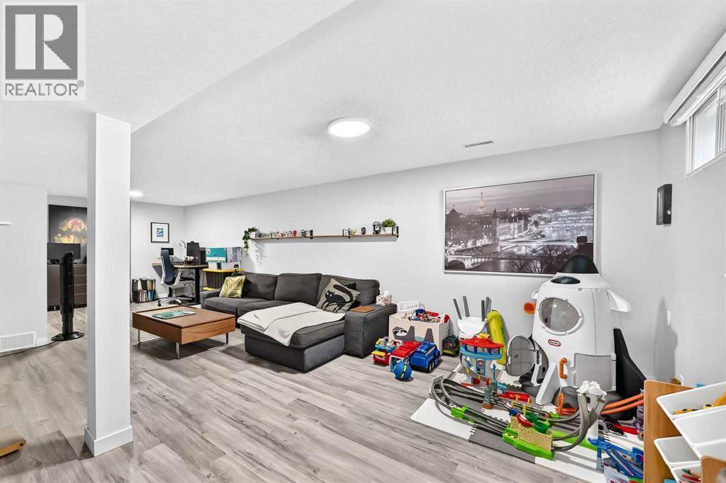7427 Fountain Road Se, Calgary, Alberta  T2H 0W9 - Photo 24 - A2341966