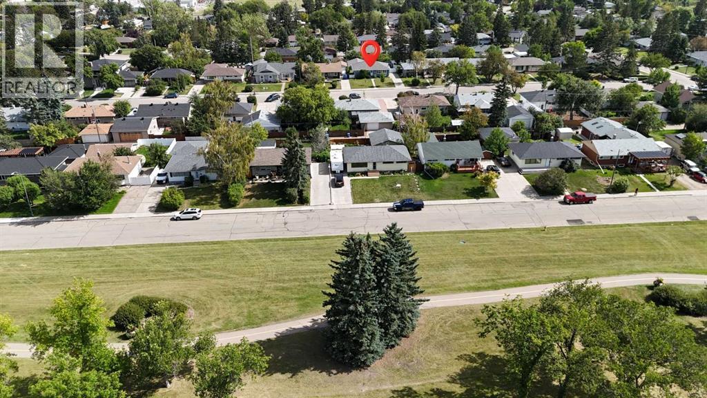 50 Thornlee Crescent NW, Calgary, Alberta  T2K 2W8 - Photo 6 - A2342056