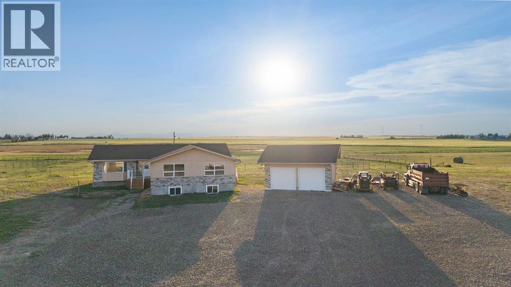 578099 83 Street E, Rural Foothills County, Alberta  T1V 1R7 - Photo 3 - A2342111