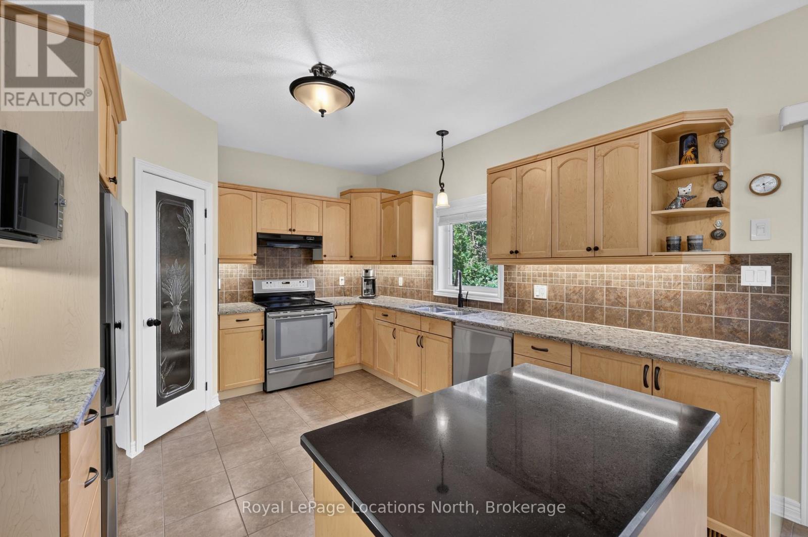 47 Chamberlain Crescent, Collingwood, Ontario  L9Y 0C9 - Photo 8 - S13490132