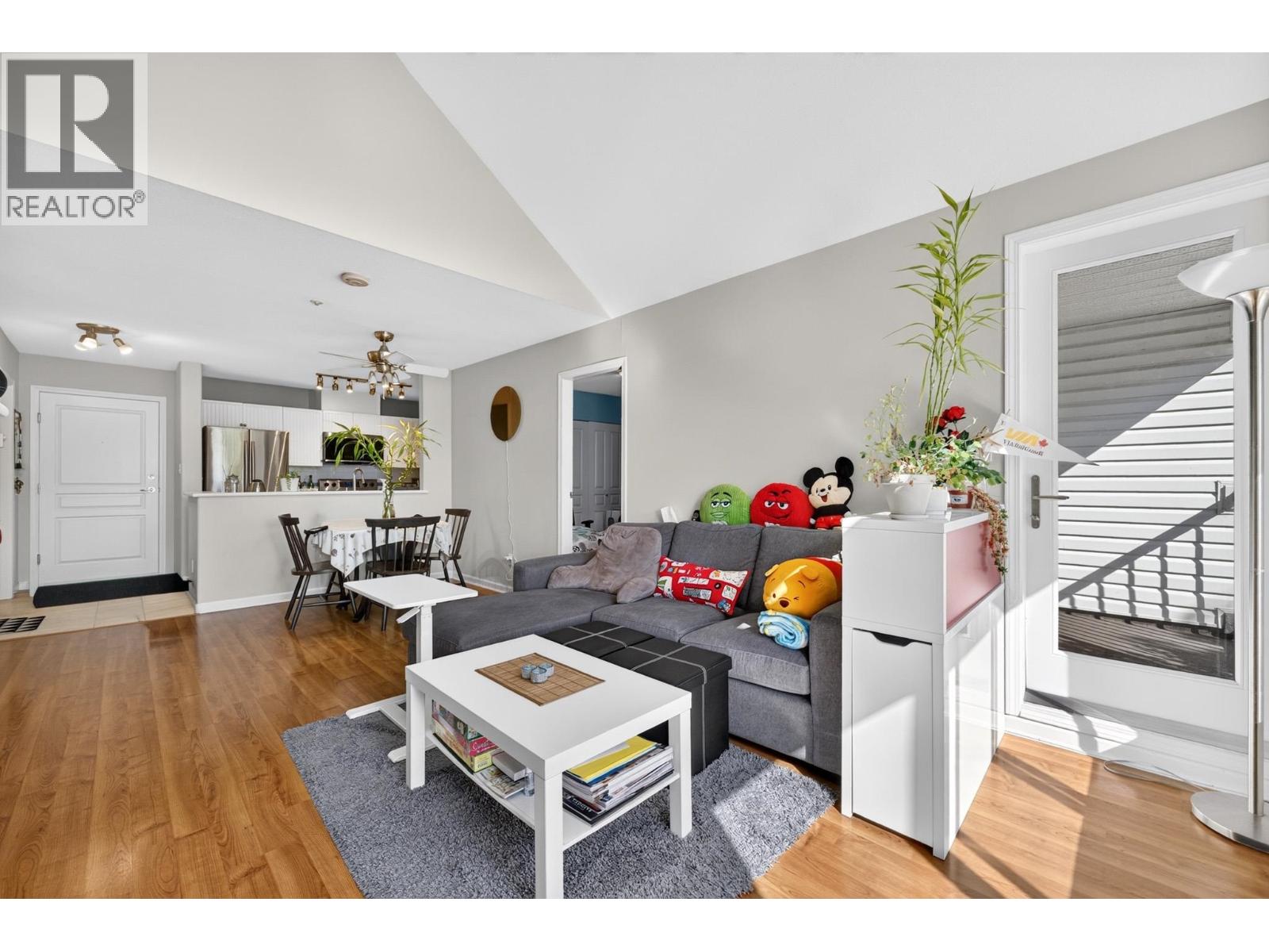 422 12639 No.2 Road, Richmond, British Columbia  V7E 6N6 - Photo 4 - R3159042