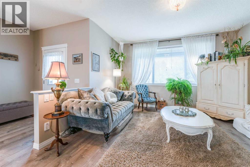 643 Everridge Drive Sw, Calgary, Alberta  T2Y 5E7 - Photo 14 - A2343395