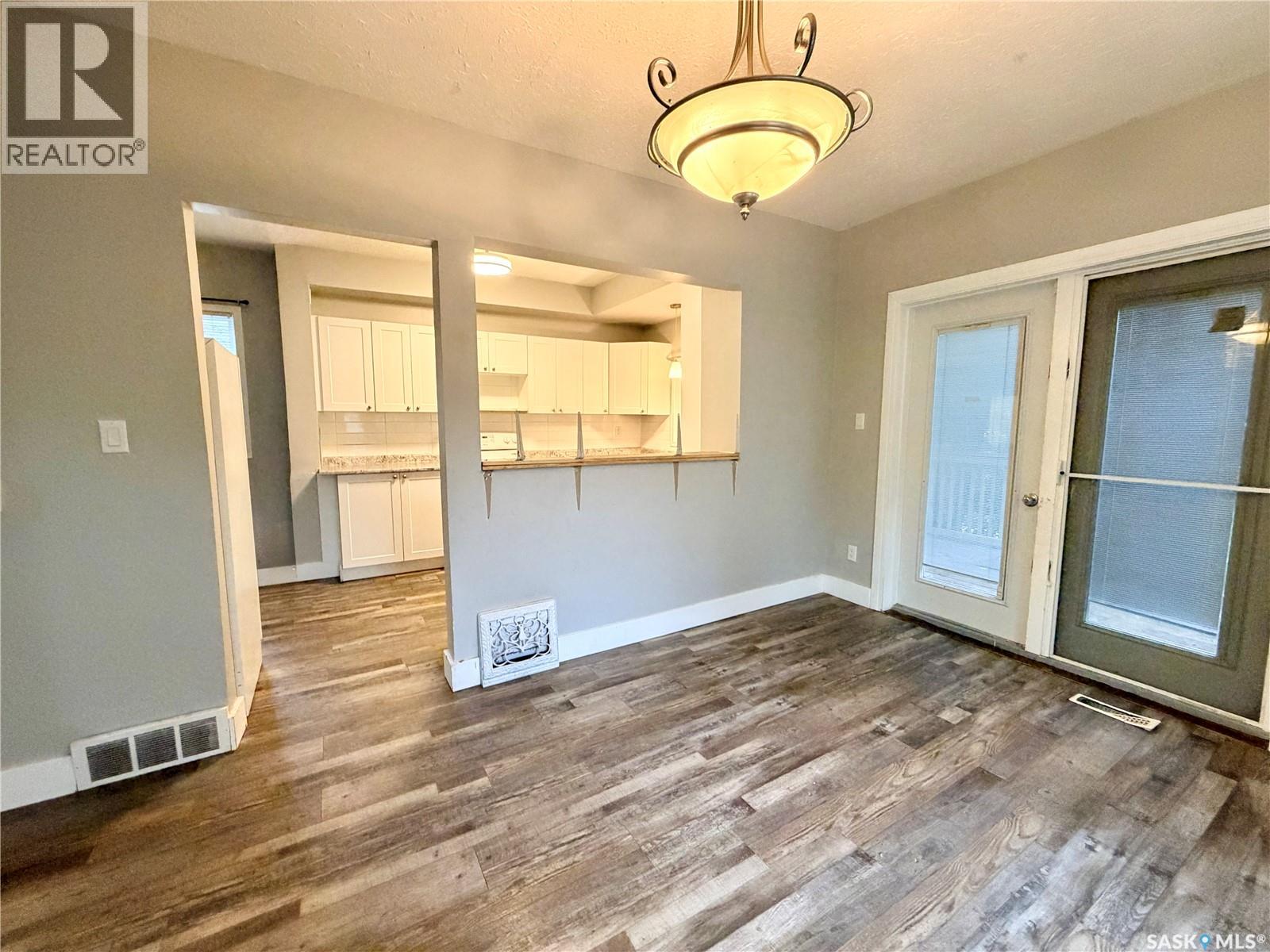 1158 104th Street, North Battleford, Saskatchewan  S9A 1N6 - Photo 5 - SK042587