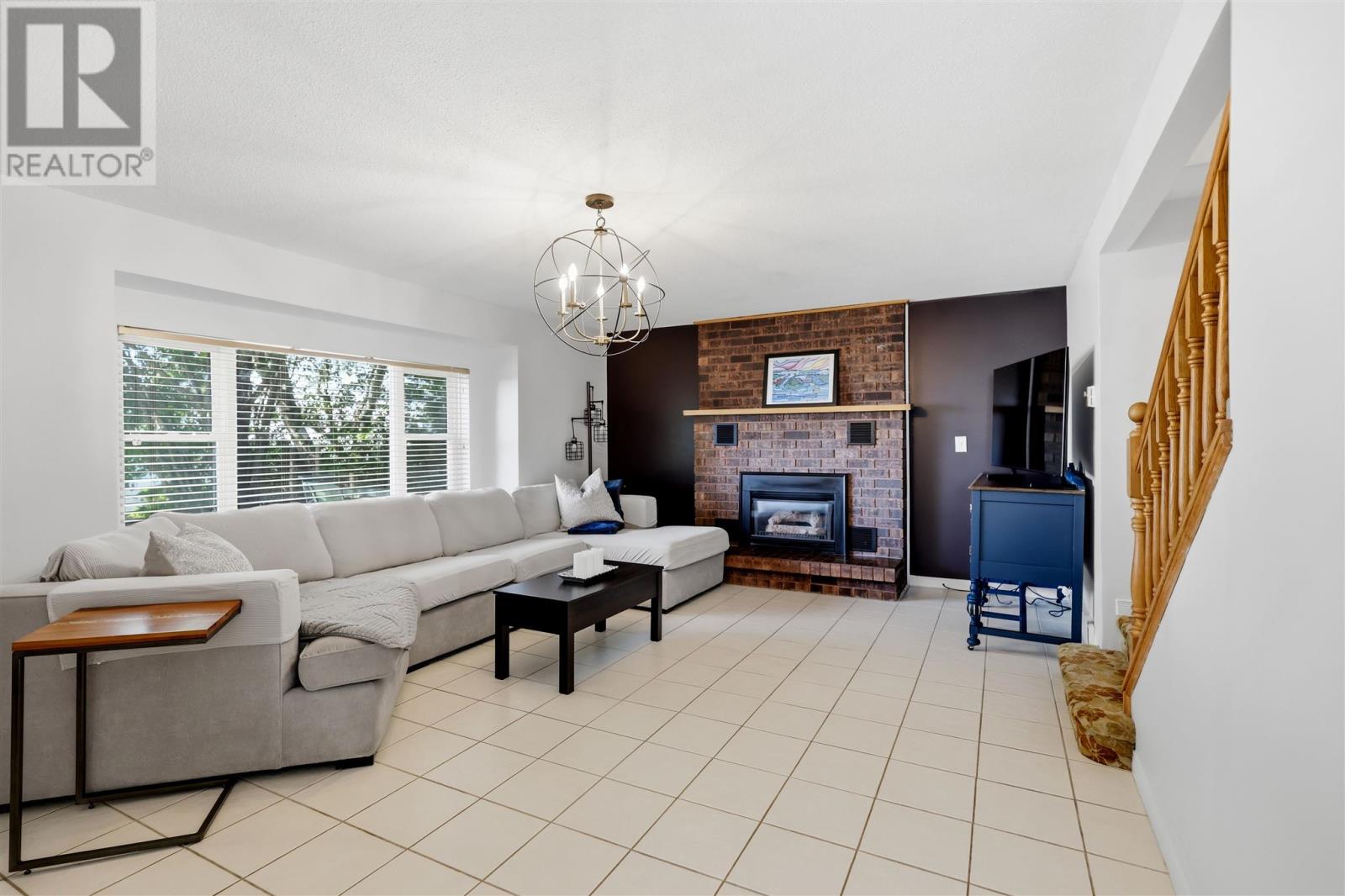 333 Sunnyside Beach Rd, Sault Ste. Marie, Ontario P6A 6K4 - Photo 8 - SM262451