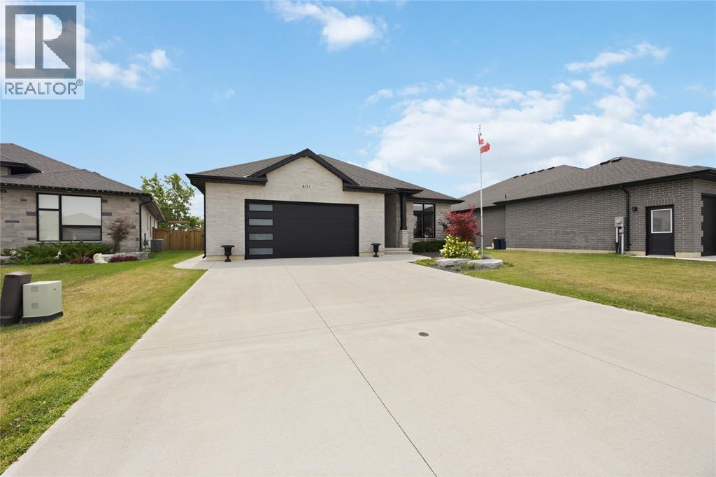 403 BAYHILL DRIVE St Clair Ontario Canada N0N1G0 3