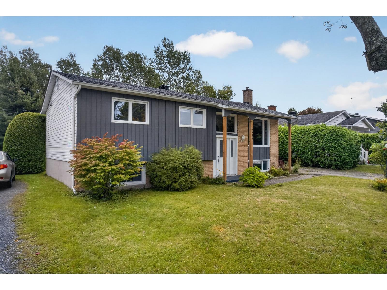 5606 Rue Hériot Sherbrooke (Brompton/Rock Forest/Saint-Élie/Deauville) Quebec Canada J1N2J3 3