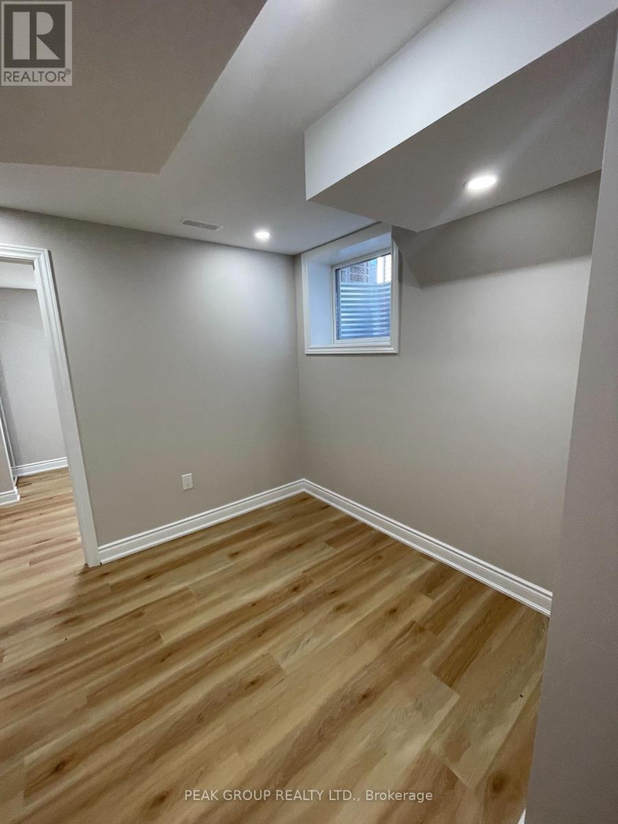 Lower - 21 Keelson Street, Welland, Ontario  L3B 0M2 - Photo 8 - X13770388