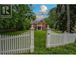 262 MAIN STREET W, Grimsby, Ontario