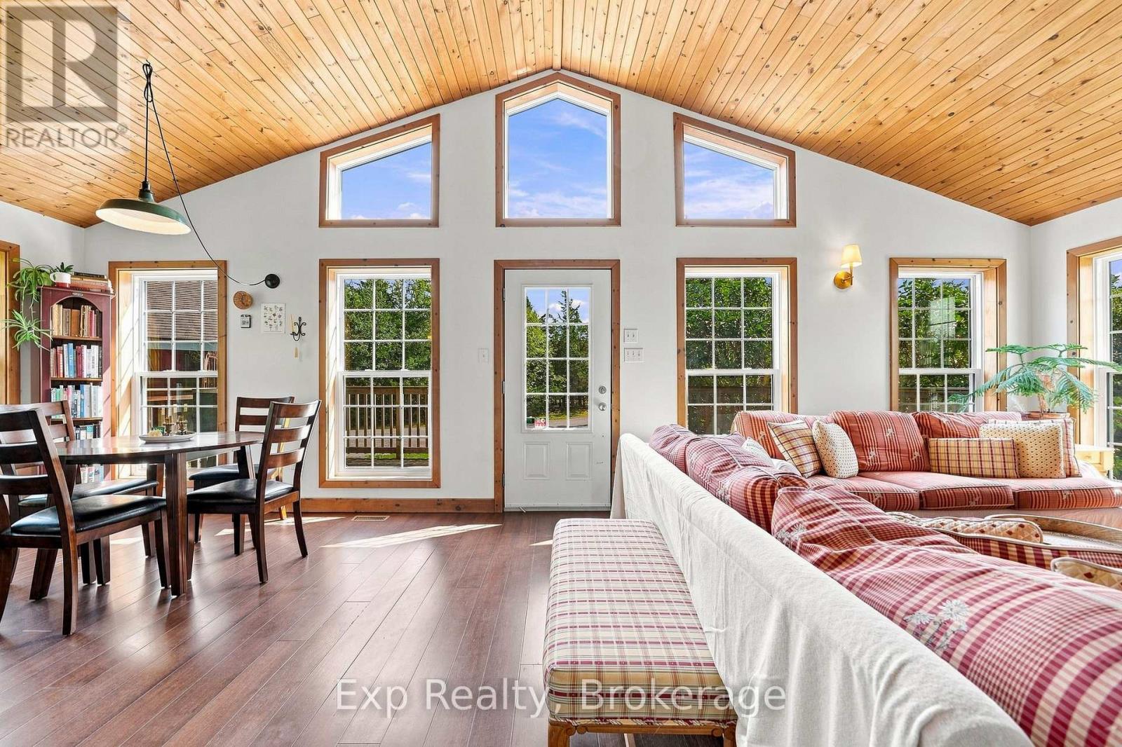 1358 County Road 24 Road, Prince Edward County, Ontario  K0K 2P0 - Photo 10 - X13770454