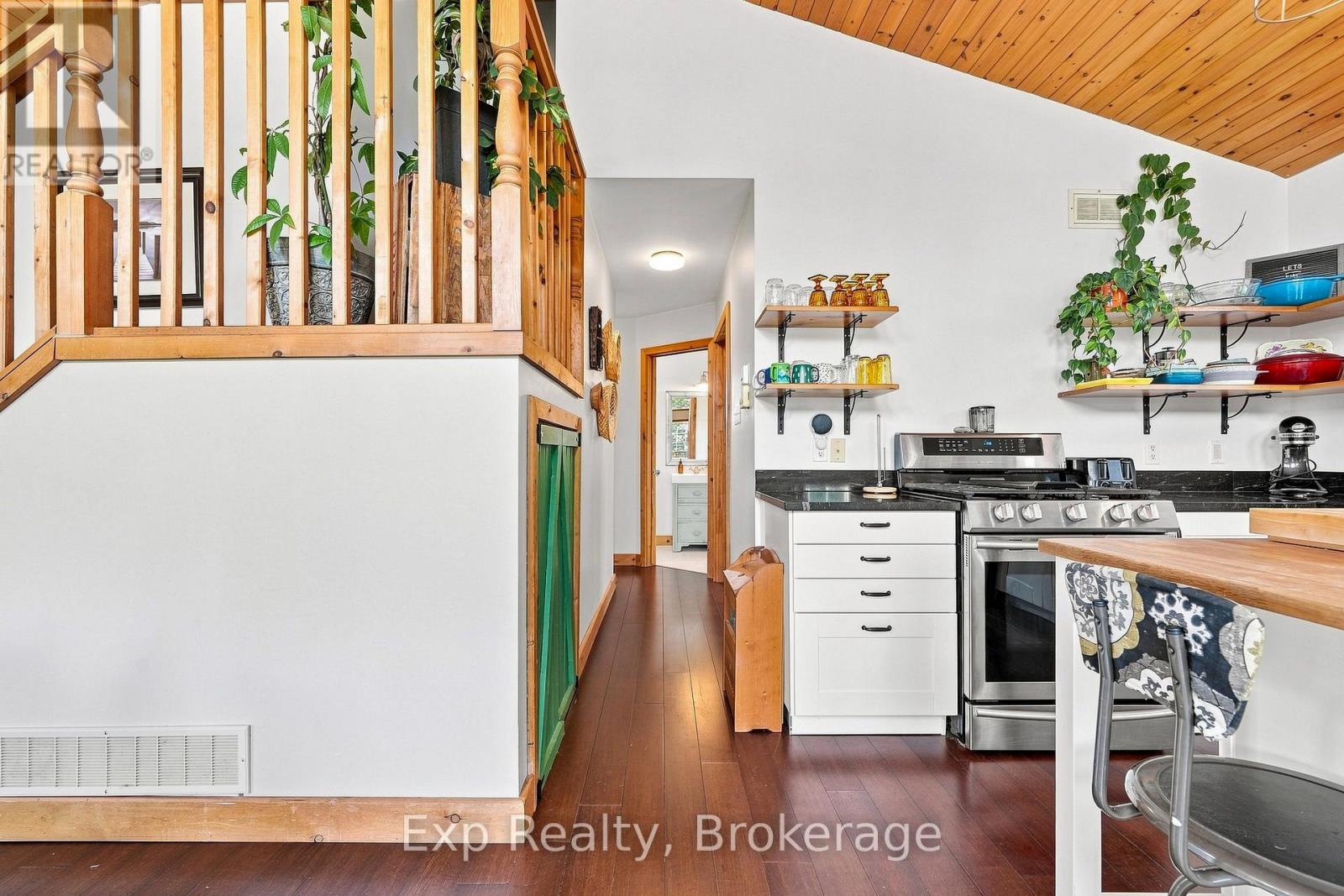 1358 County Road 24 Road, Prince Edward County, Ontario  K0K 2P0 - Photo 23 - X13770454
