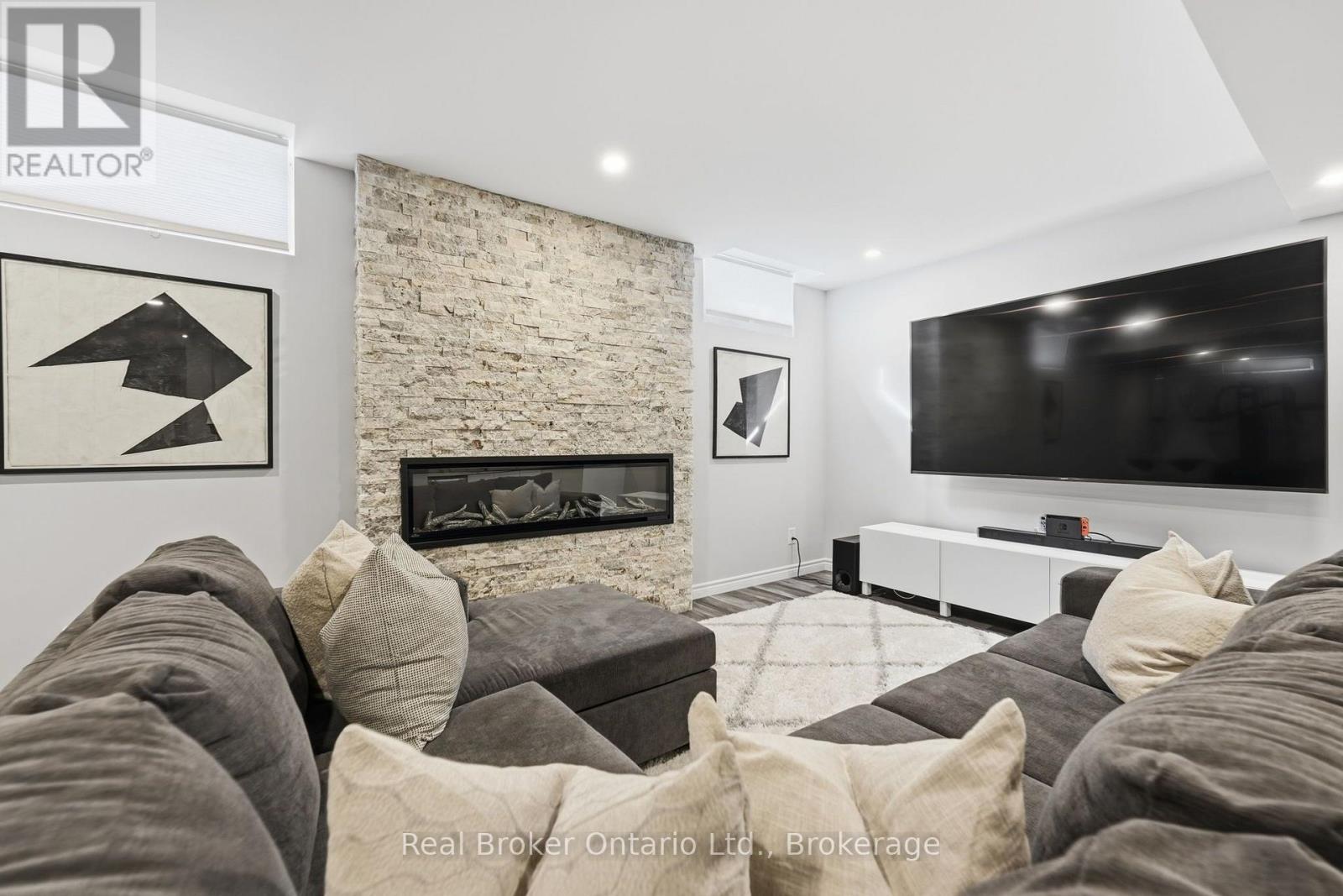 4675 Bracknell Road, Burlington, Ontario  L7M 0E5 - Photo 39 - W13770472