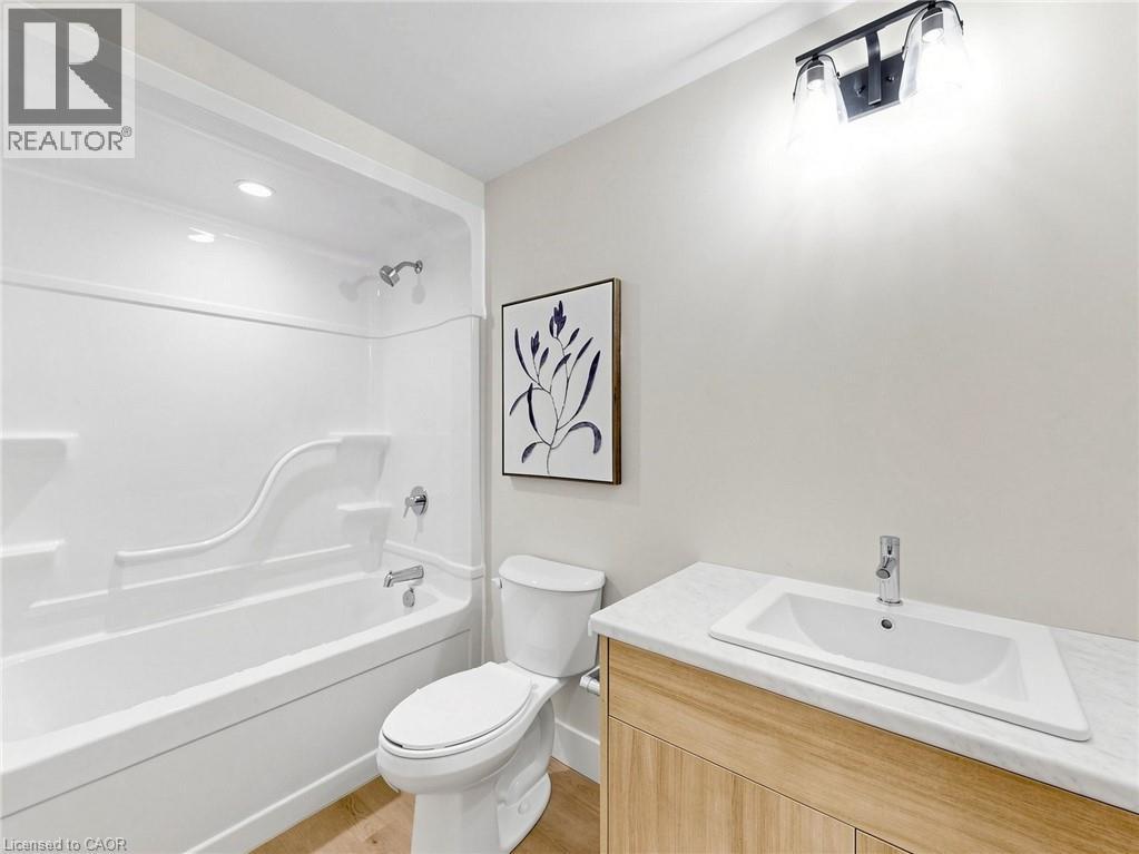 935 W Twamley Street W, North Perth, Ontario  N4W 1M0 - Photo 10 - 40862203