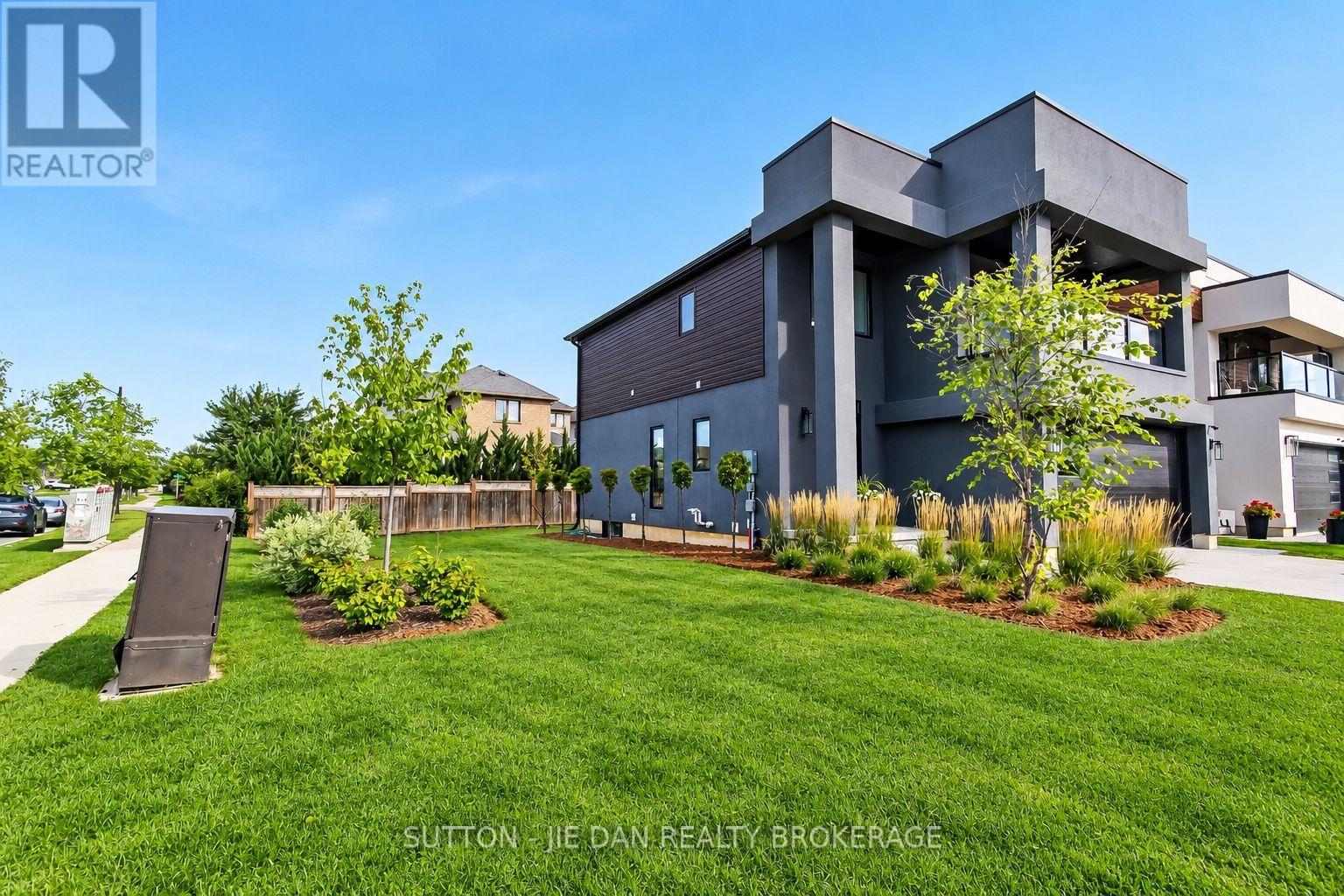 2 - 1820 Canvas Way, London North, Ontario  N5X 0N5 - Photo 33 - X13761550