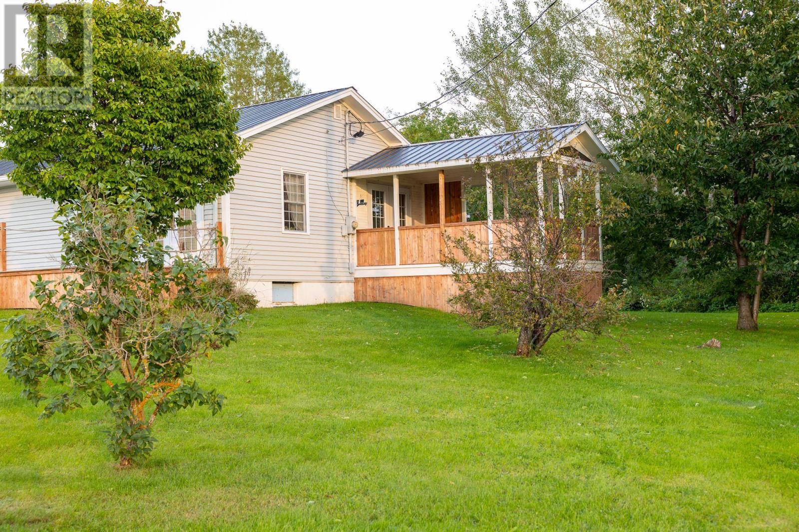 22 Riverside Drive, Murray Harbour, Prince Edward Island  C0A 1V0 - Photo 4 - 202622986