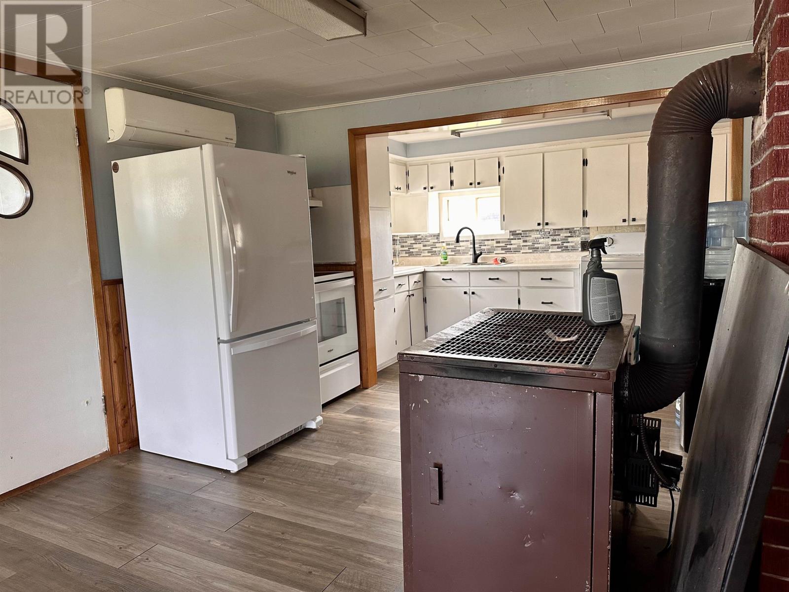 27 Harbour Road, Miminegash, Prince Edward Island  C0B 1S0 - Photo 12 - 202622987