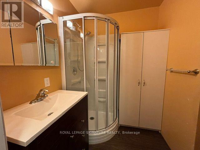 Upper - 2551 Padstow Crescent, Mississauga, Ontario  L5J 2G2 - Photo 11 - W13729912