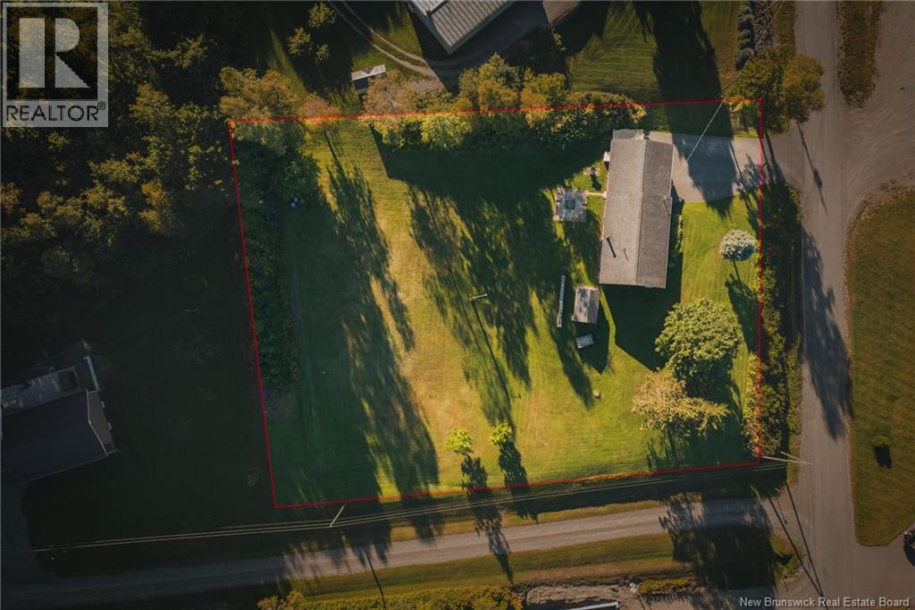 35 Michaud Street, Grand Falls, New Brunswick  E3Z 1L5 - Photo 40 - NB143623