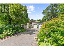 235 HEMLOCK ROAD, Ottawa, Ontario