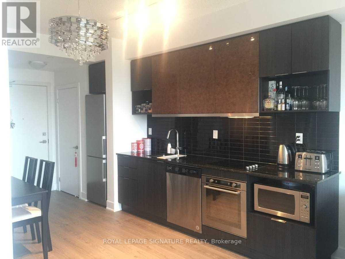 1010 - 99 The Donway W, Toronto, Ontario  M3C 0G4 - Photo 2 - C13770652