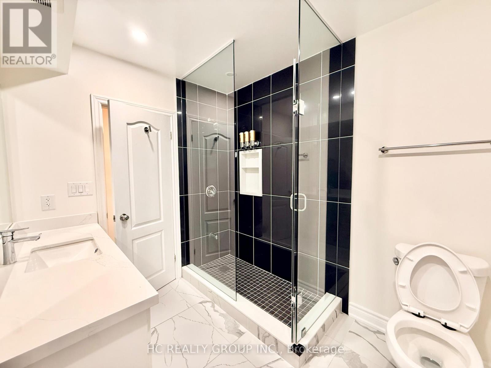 52 Dukinfield Crescent, Toronto, Ontario  M3A 2S1 - Photo 4 - C13770702