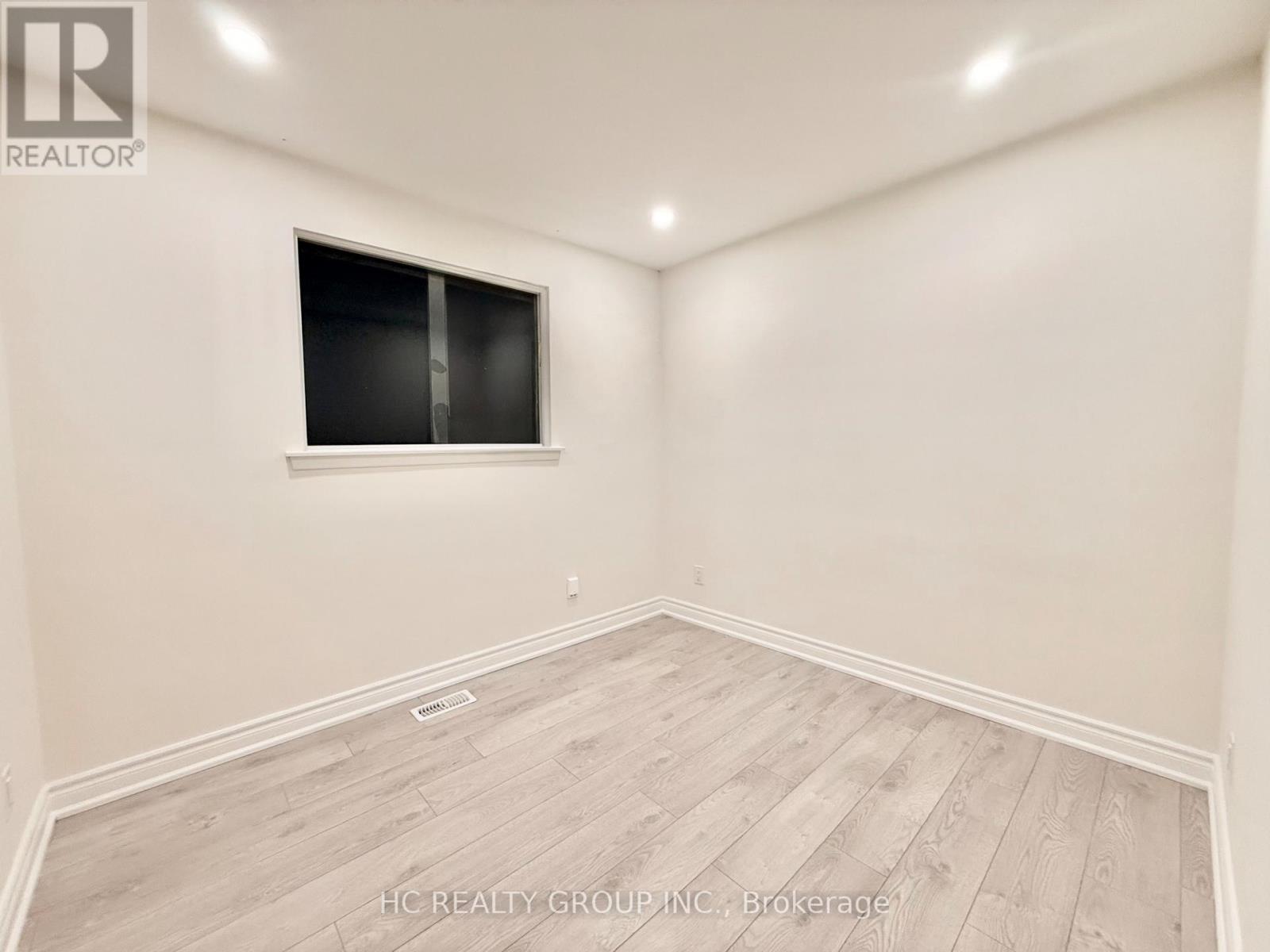 52 Dukinfield Crescent, Toronto, Ontario  M3A 2S1 - Photo 5 - C13770702