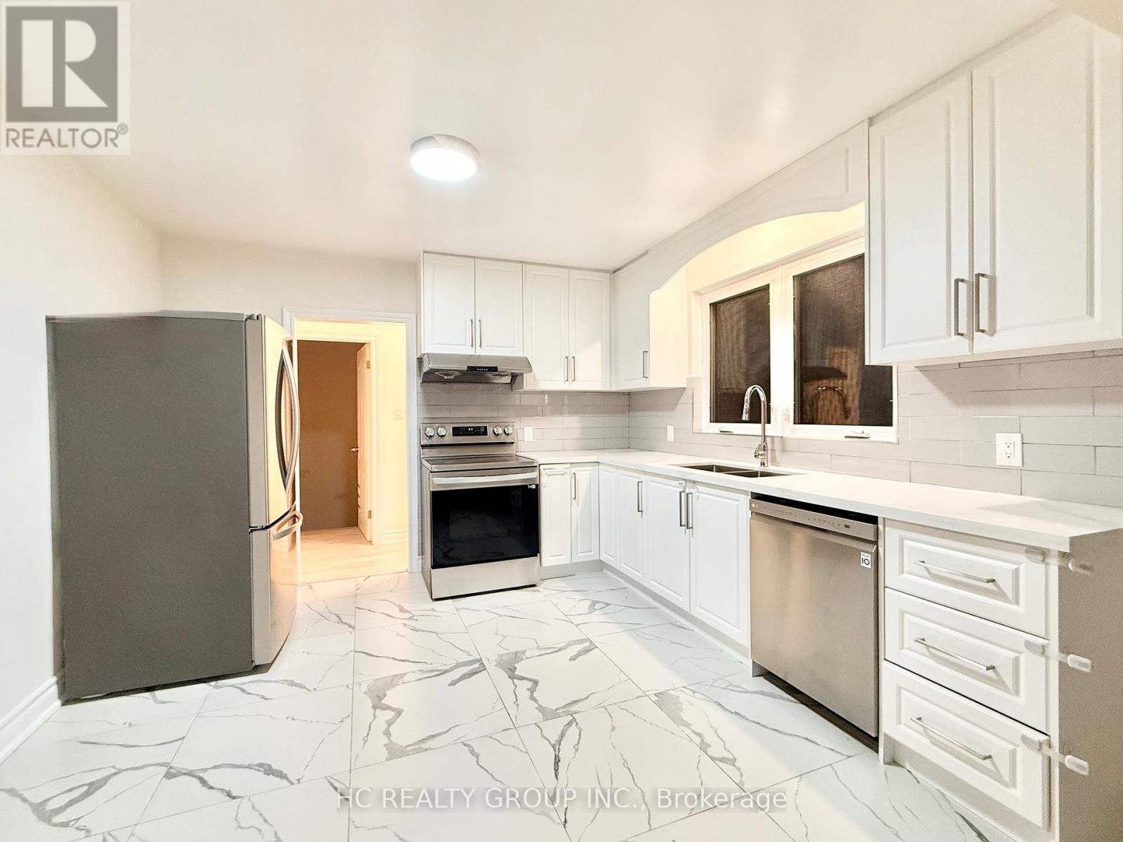 52 Dukinfield Crescent, Toronto, Ontario  M3A 2S1 - Photo 6 - C13770702