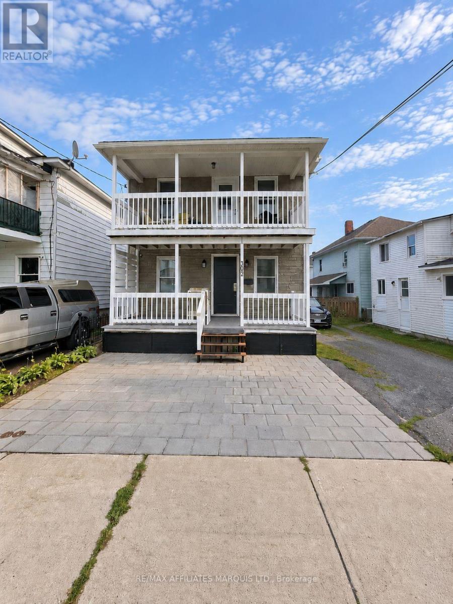 302 Easton Avenue, Cornwall, Ontario