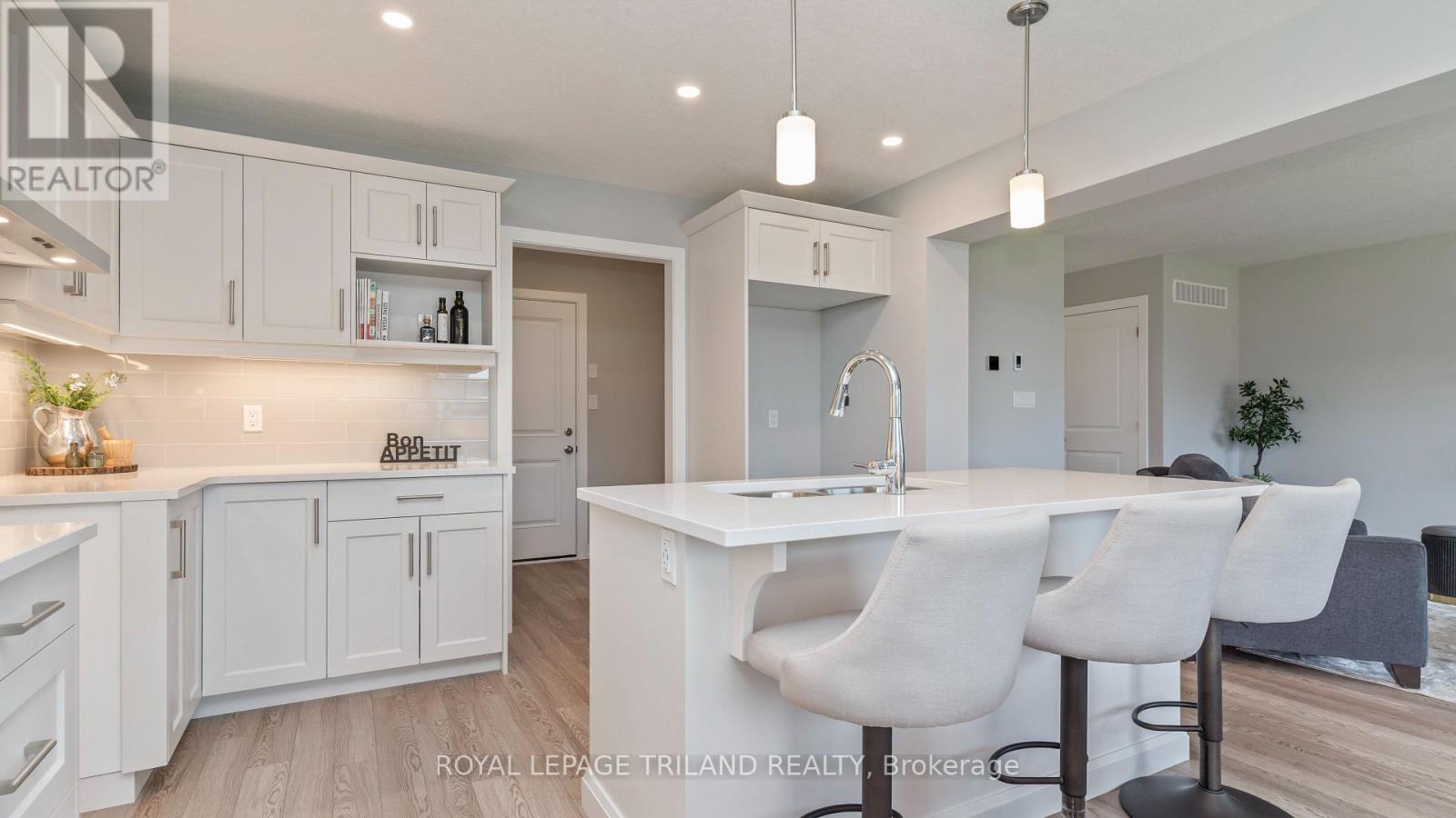 114 Styles Drive, St. Thomas, Ontario  N5R 0N8 - Photo 15 - X12383865