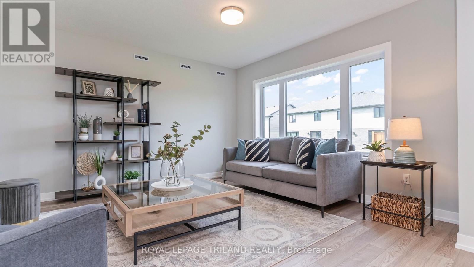 114 Styles Drive, St. Thomas, Ontario  N5R 0N8 - Photo 8 - X12383865