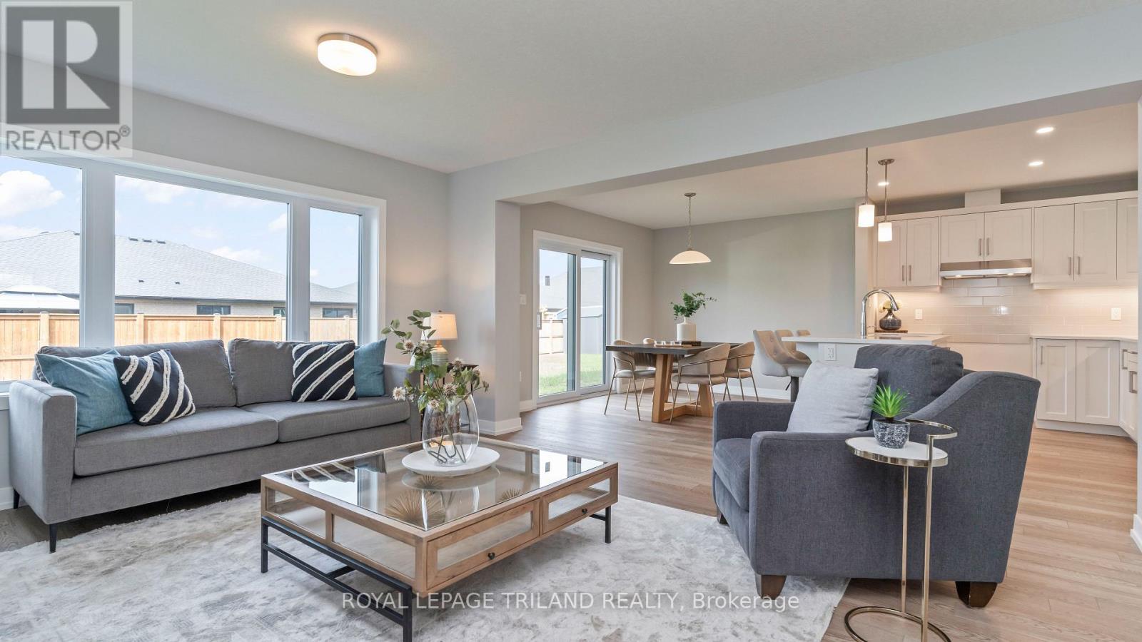 114 Styles Drive, St. Thomas, Ontario  N5R 0N8 - Photo 5 - X12383865