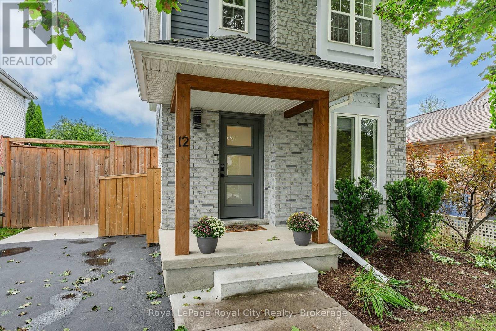 12 Southcreek Trail, Guelph, Ontario  N1G 4Y8 - Photo 2 - X13770666