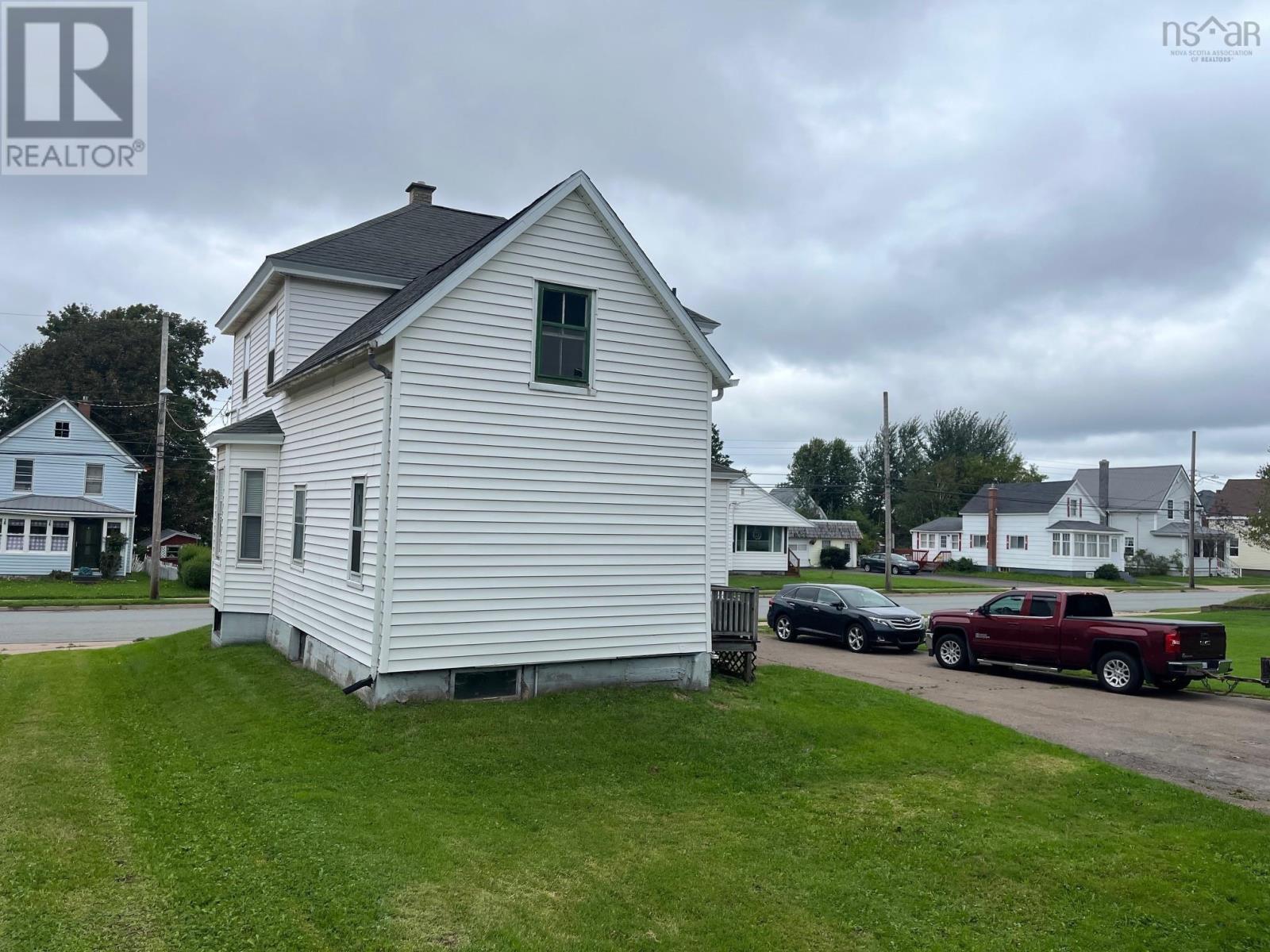 272 Brunswick Street, Truro, Nova Scotia  B2N 2J3 - Photo 4 - 202622873