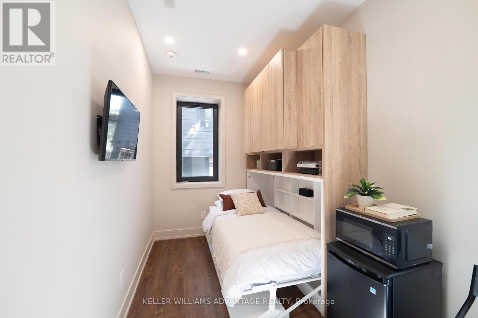 3 - 23 Ross Street, Toronto, Ontario  M5T 1Z8 - Photo 8 - C13412292