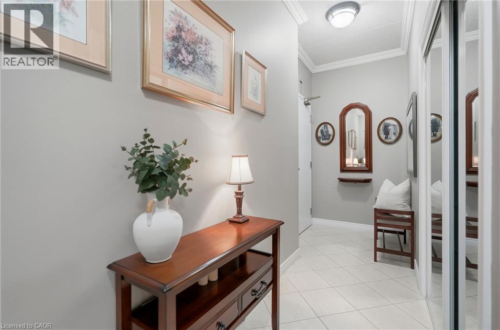 2085 Amherst Heights Drive Unit# 613, Burlington, Ontario  L7P 5C2 - Photo 4 - 40860335