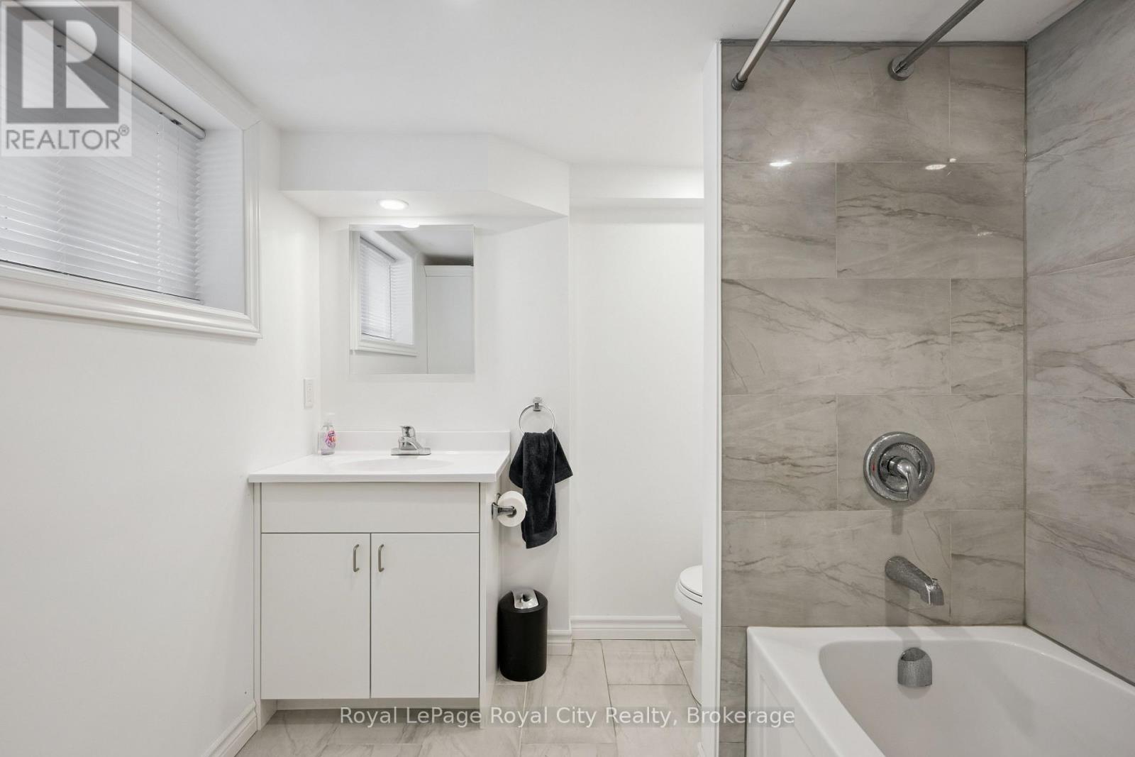 8 Rosewood Avenue, Guelph, Ontario  N1H 5Z9 - Photo 33 - X13488366