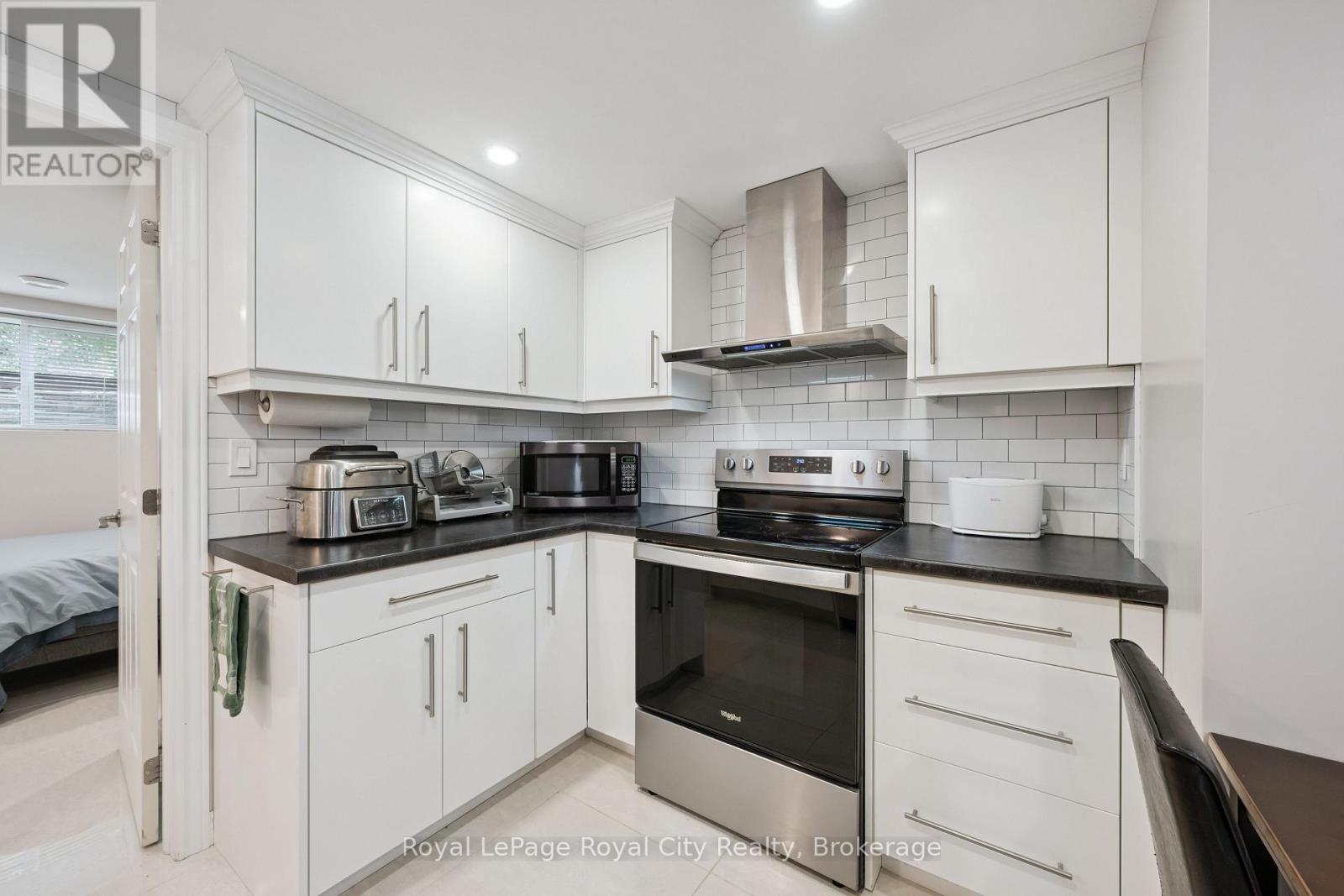 8 Rosewood Avenue, Guelph, Ontario  N1H 5Z9 - Photo 31 - X13488366