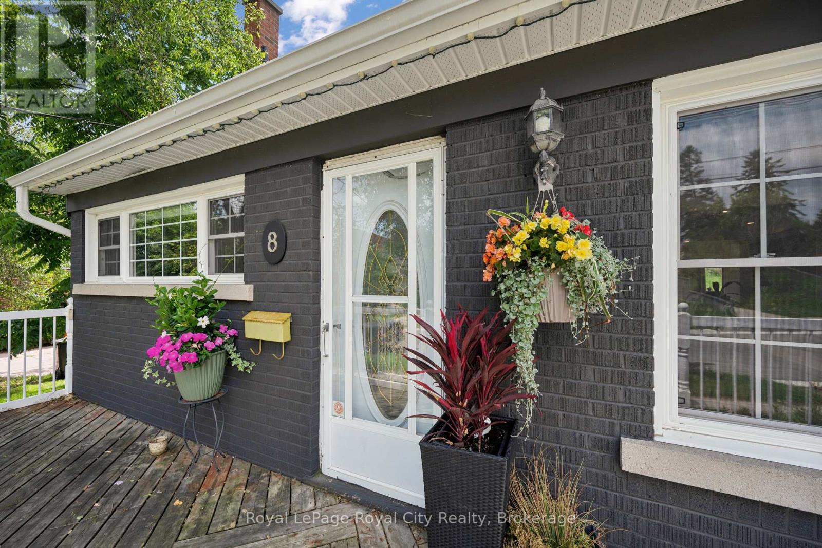 8 Rosewood Avenue, Guelph, Ontario  N1H 5Z9 - Photo 5 - X13488366