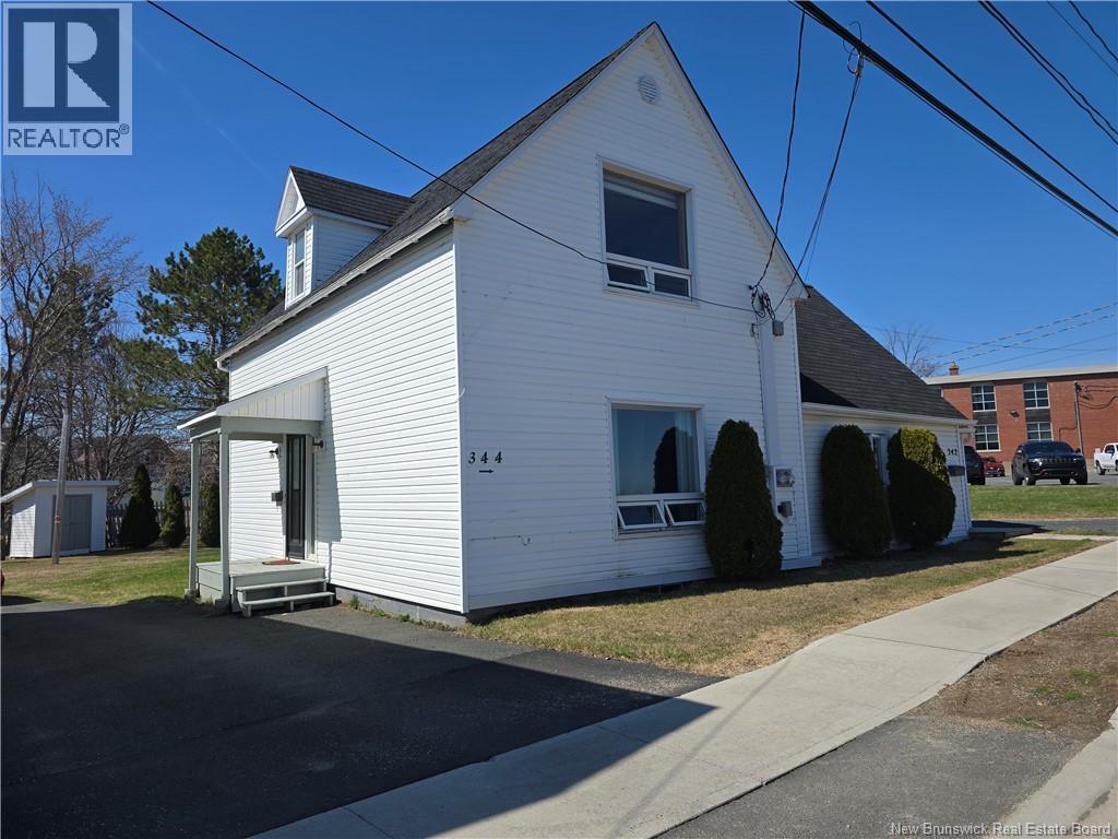 342-344 Main Street, Bathurst, New Brunswick  E2A 1B2 - Photo 3 - NB138941