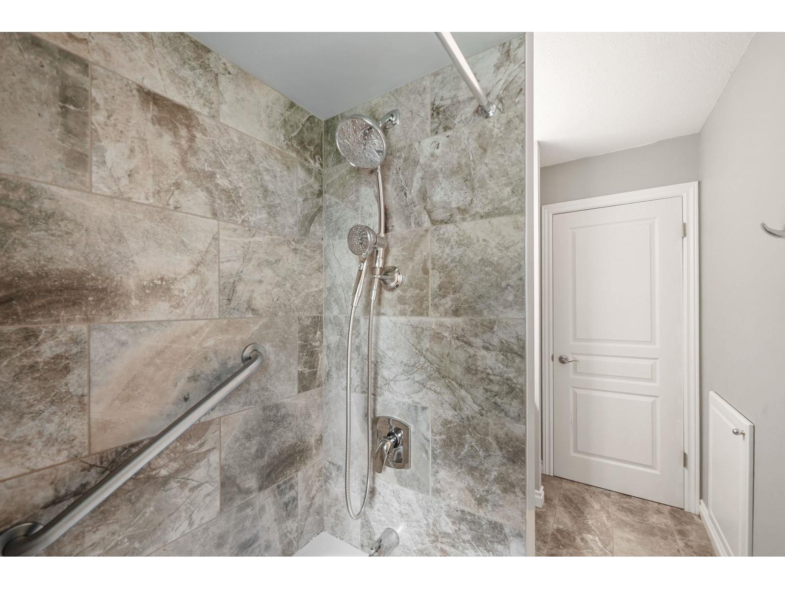 18096 61a Avenue, Surrey, British Columbia  V3S 5V8 - Photo 22 - R3161438