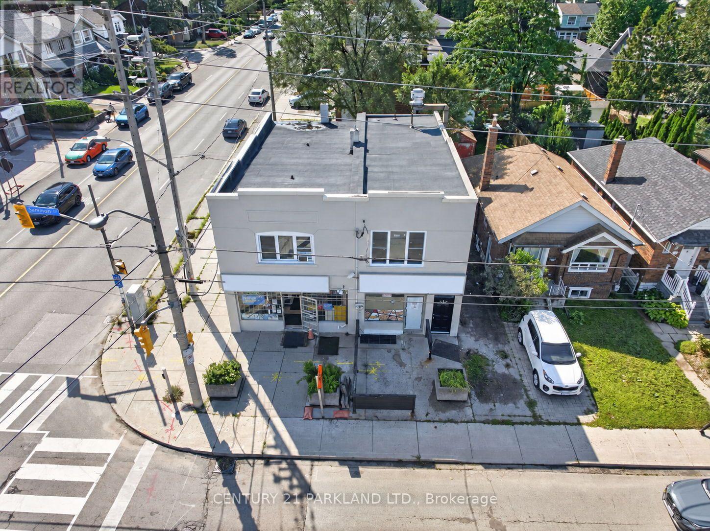 549 Sammon Avenue, Toronto, Ontario  M4J 2B3 - Photo 2 - E13770736