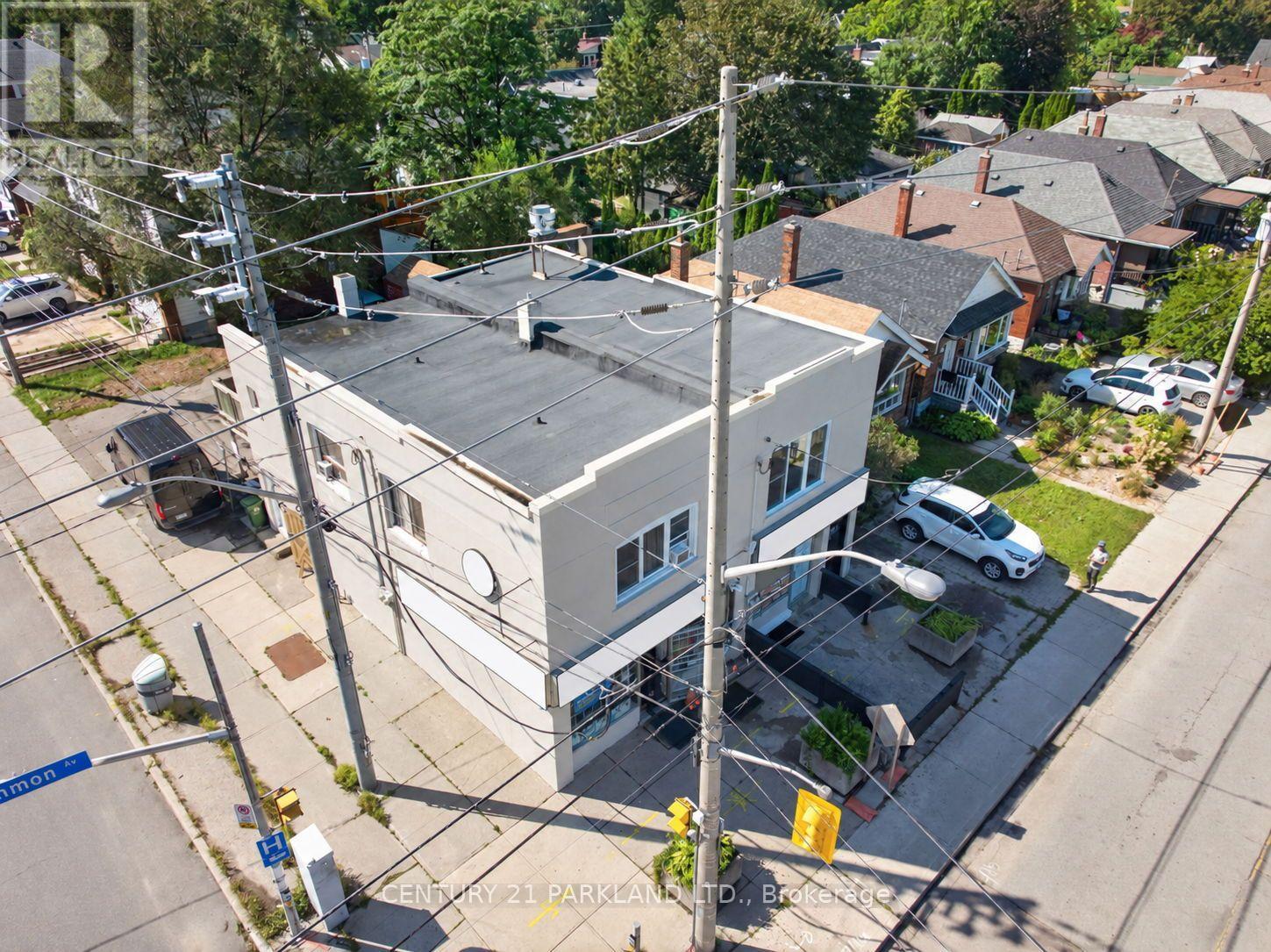 549 Sammon Avenue, Toronto, Ontario  M4J 2B3 - Photo 3 - E13770736